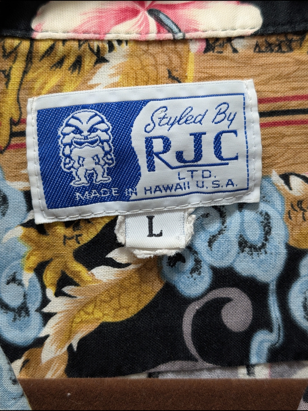 Vtg RJC Hawaii Button Up - Picture 5 of 5